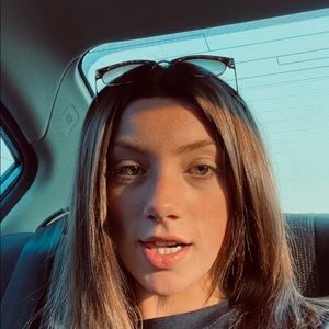 Meet your Posher, Kennedy